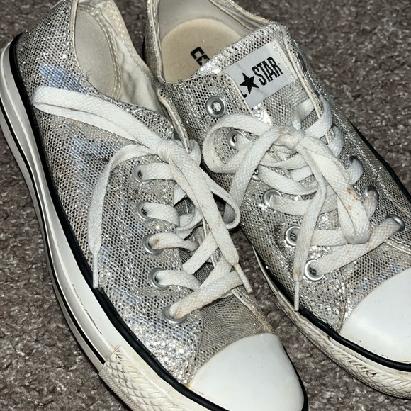 Sparkly silver converse - Picture 1 of 8